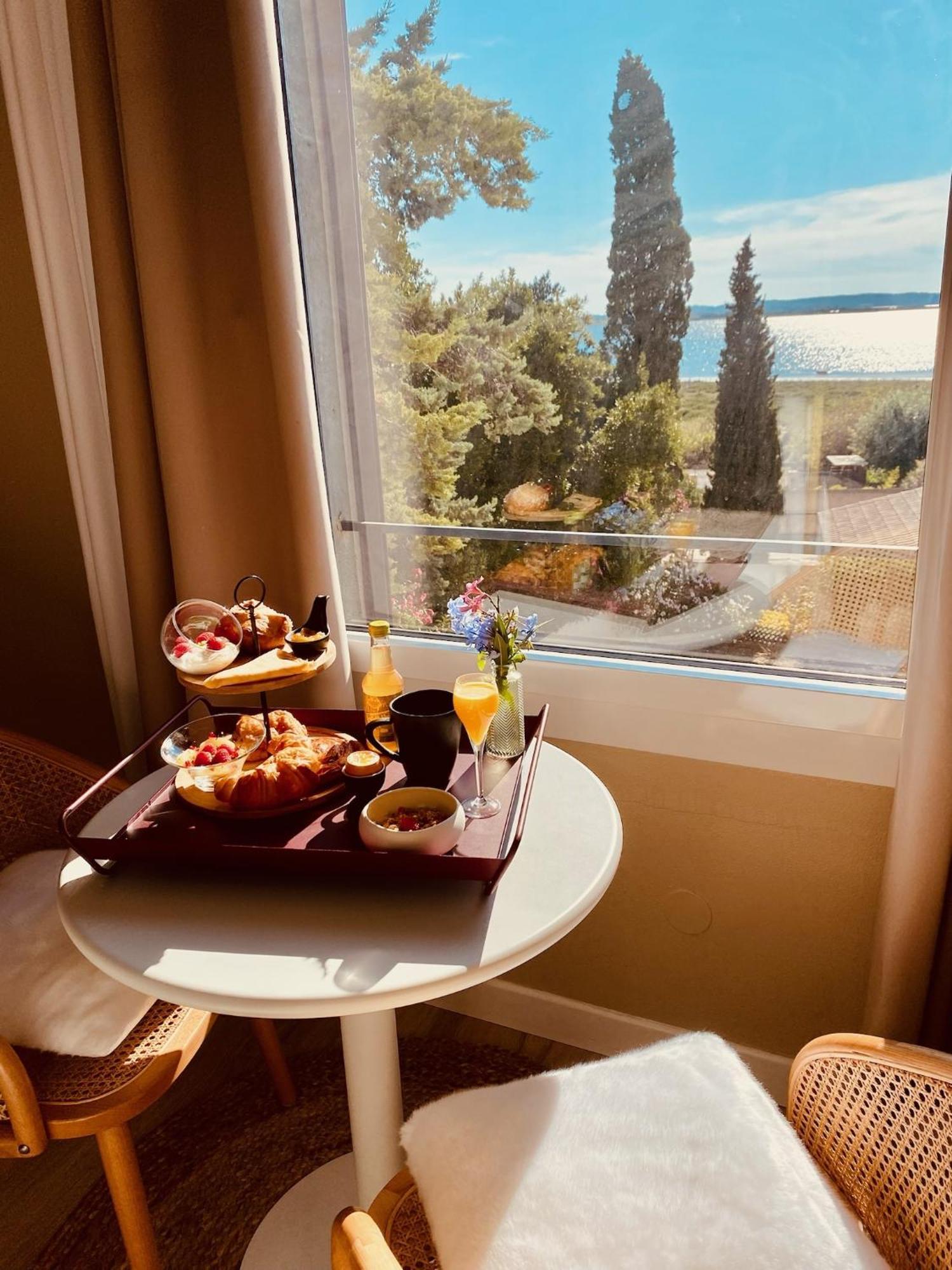 Holiday home Lalagunebages, Panoramic View Bages (Aude)