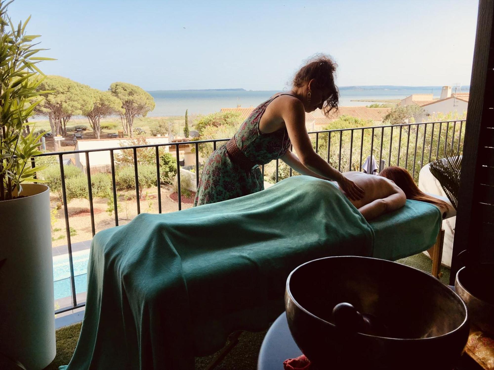 Holiday home Lalagunebages, Panoramic View Bages (Aude)